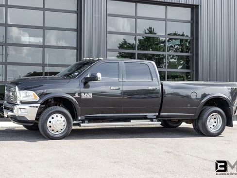 Used 2016 RAM 3500 Laramie AWD/4WD image 3