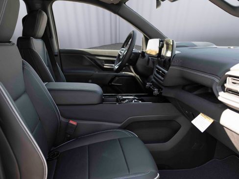 New 2026 Chevrolet Silverado EV LT w/ Plus Package image 25