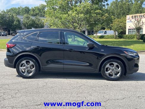Used 2025 Ford Escape ST-Line FWD image 26