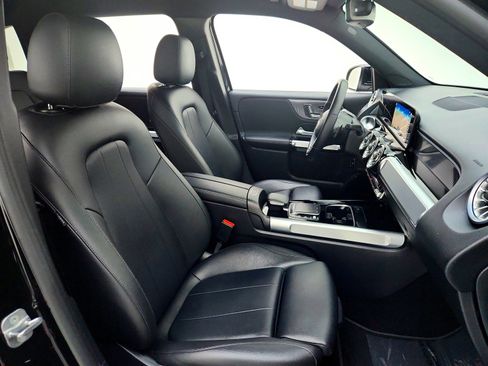 Certified 2023 Mercedes-Benz EQB 300 4MATIC image 23