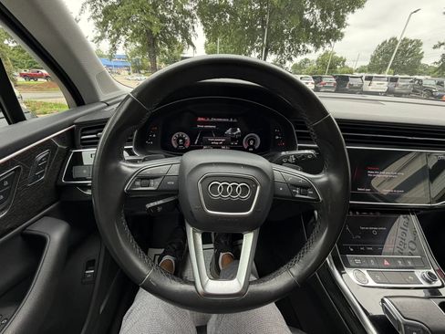 Used 2021 Audi Q7 3.0T Premium Plus AWD/4WD image 23