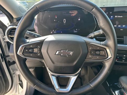 Used 2024 Chevrolet Trax ACTIV w/ Driver Confidence Package image 28