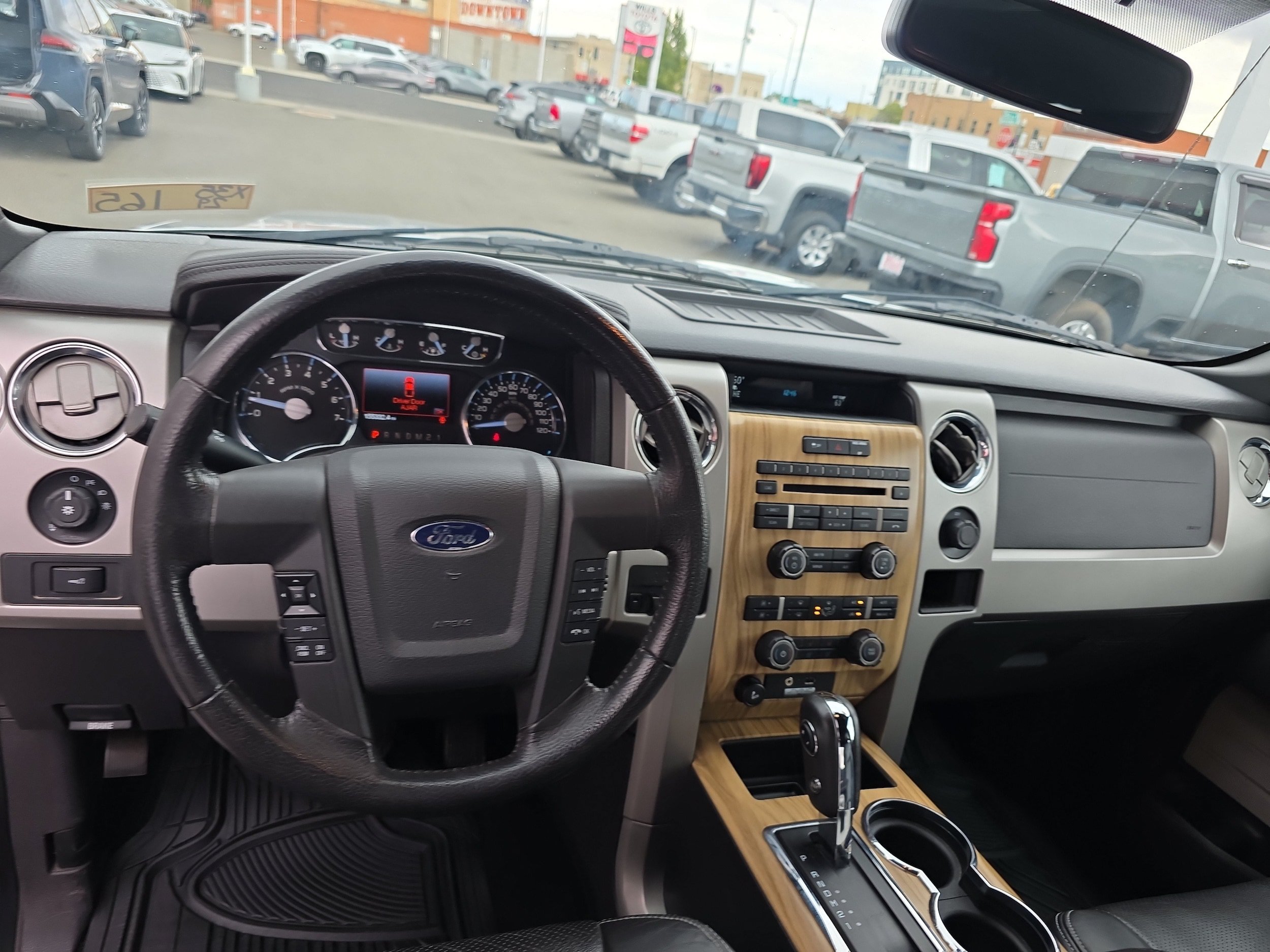 Used 2013 Ford F150 Platinum AWD/4WD image 3