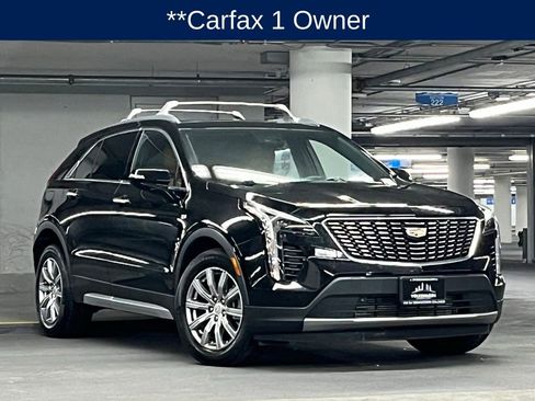 Used 2023 Cadillac XT4 Premium Luxury image 3
