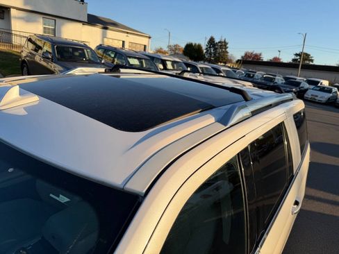 Used 2018 Ford Expedition Platinum RWD image 53
