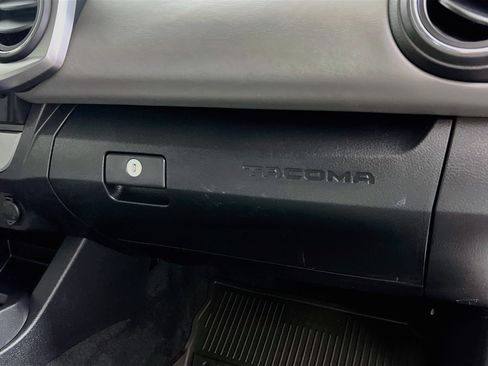 Used 2023 Toyota Tacoma SR5 w/ Technology Package RWD image 34