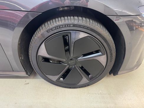 Used 2024 Lucid Air Touring image 28