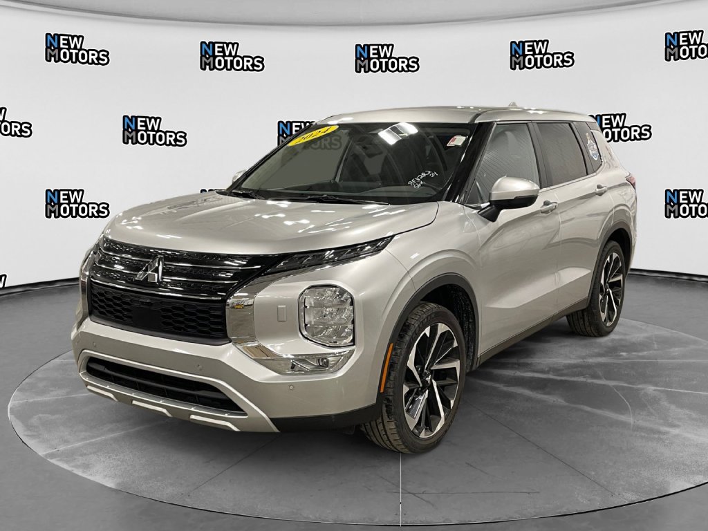 Used 2024 Mitsubishi Outlander SE Black Edition AWD/4WD 360° Tour