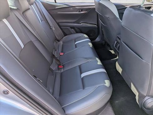 Used 2025 Toyota Camry SE image 19
