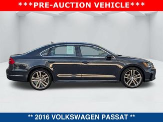 Used 2016 Volkswagen Passat 1.8T R-Line FWD video 3