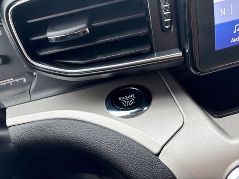 Used 2023 Ford Explorer XLT w/ Equipment Group 202A image 20