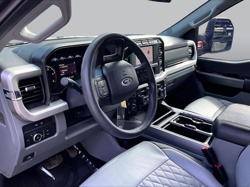 Used 2024 Ford F250 XLT w/ FX4 Off-Road Package AWD/4WD image 18