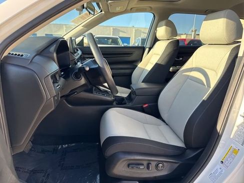 Used 2024 Honda CR-V EX image 11