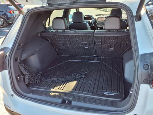 Used 2022 Chevrolet Equinox RS w/ RS Leather Package FWD image 32