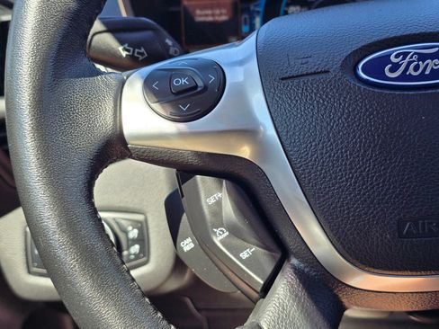 Used 2015 Ford C-MAX Energi SEL w/ Equipment Group 303A FWD image 26