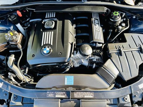 Used 2010 BMW 328i Convertible image 48