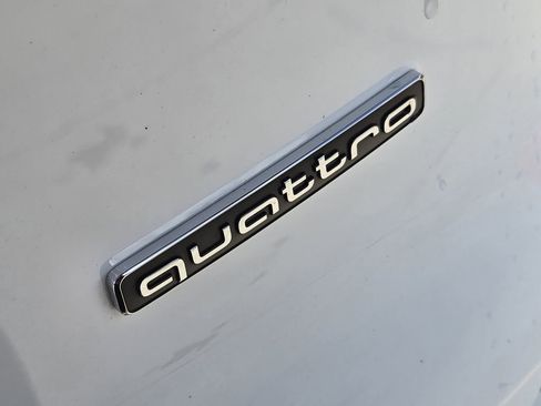 Certified 2025 Audi Q5 2.0T Premium Plus w/ Premium Plus image 14