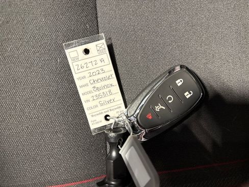 Used 2023 Chevrolet Equinox RS AWD/4WD image 22