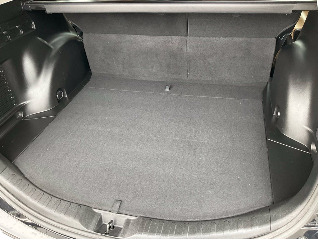 Used 2017 Toyota RAV4 Limited w/ Advanced Technology Package FWD image 8