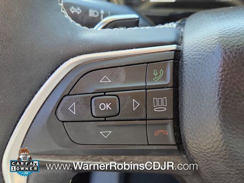Used 2023 Jeep Grand Cherokee L Limited w/ Black Appearance Package RWD image 29