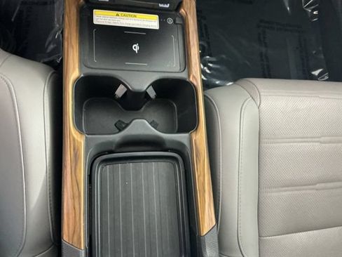 Used 2020 Honda CR-V Touring image 28