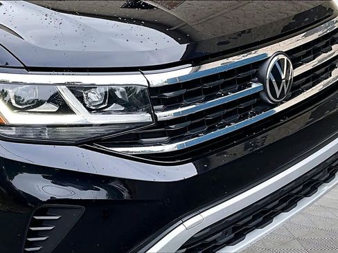 Used 2023 Volkswagen Atlas Cross Sport SE w/ Panoramic Sunroof Package FWD image 30