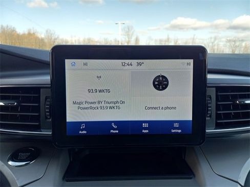 Used 2023 Ford Explorer XLT w/ Equipment Group 202A image 19