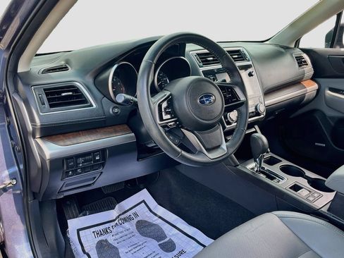 Used 2018 Subaru Outback 2.5i Limited AWD/4WD image 9
