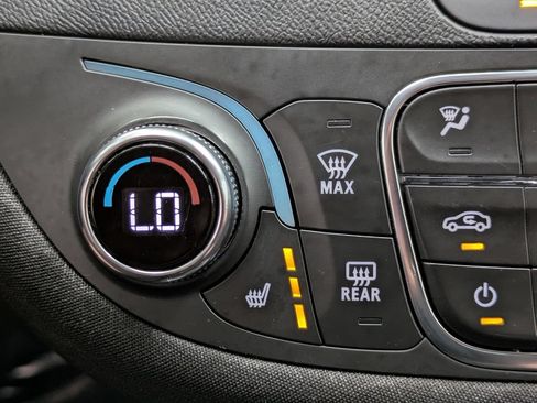 Used 2024 Chevrolet Malibu LT FWD image 6