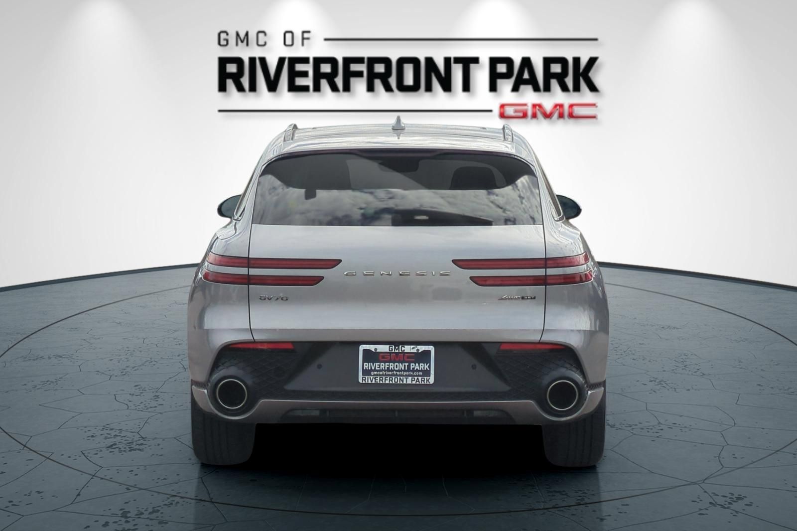 Used 2022 Genesis GV70 3.5T Sport AWD/4WD image 4