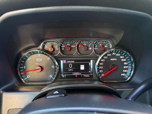 Used 2018 Chevrolet Silverado 1500 LT w/ All Star Edition RWD image 23