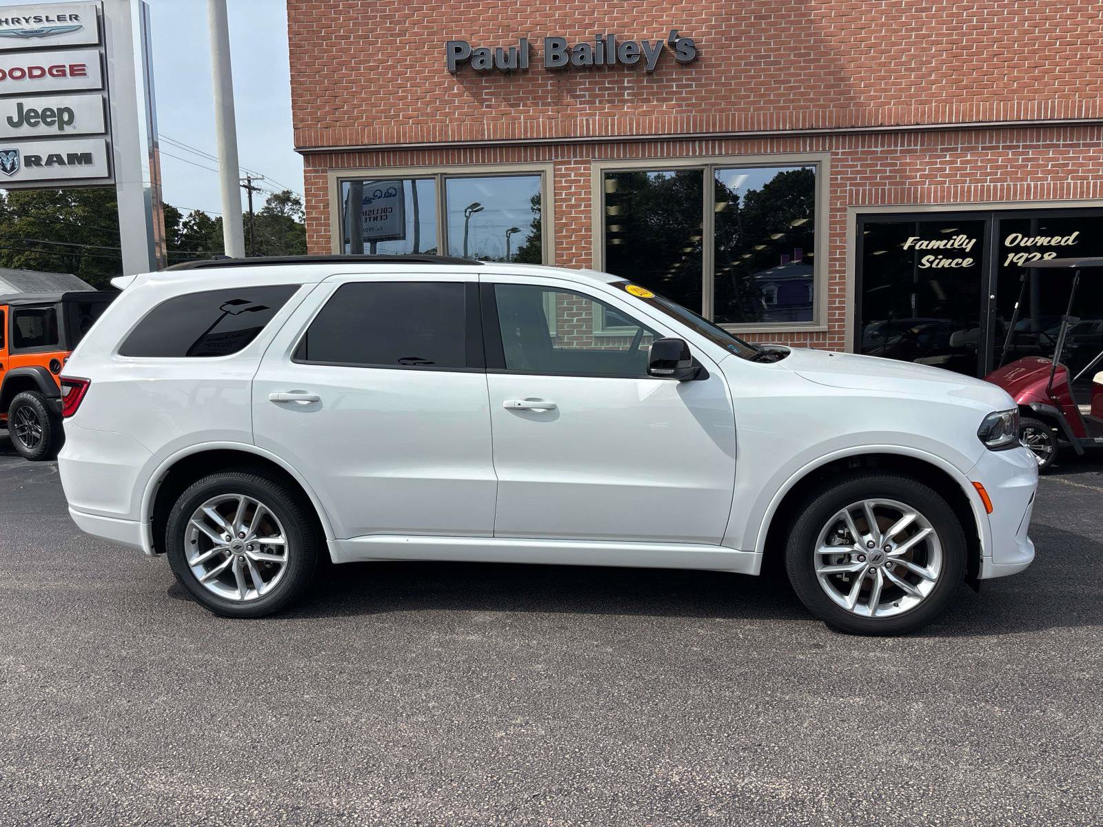 Used 2024 Dodge Durango GT AWD/4WD image 30