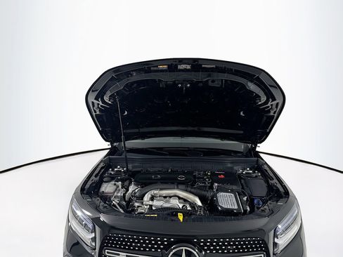 New 2026 Mercedes-Benz GLB 250 4MATIC image 33