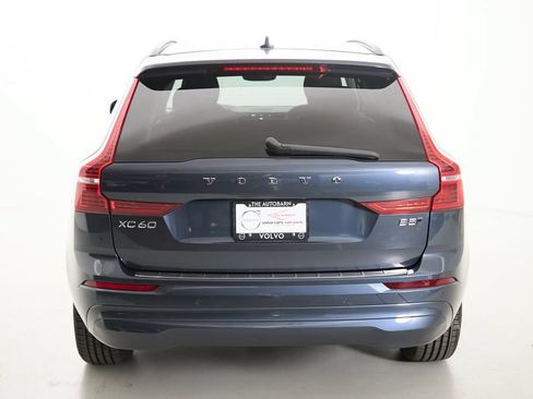 Certified 2023 Volvo XC60 B5 Core AWD/4WD image 8