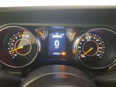 Used 2022 Jeep Gladiator Sport AWD/4WD image 21