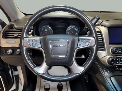 Used 2018 GMC Yukon Denali w/ Open Road Package image 24