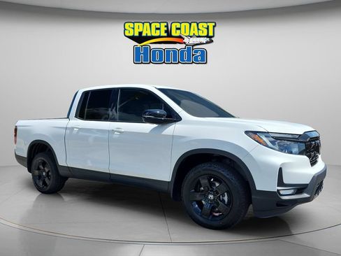 New 2026 Honda Ridgeline Black Edition image 12