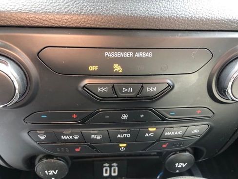 Used 2022 Ford Ranger XLT w/ Equipment Group 302A High image 12