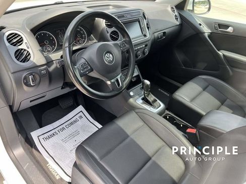 Used 2016 Volkswagen Tiguan SE FWD image 16