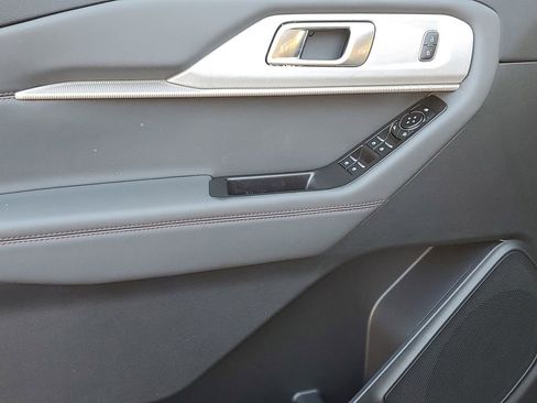 New 2026 Ford Explorer Active image 24