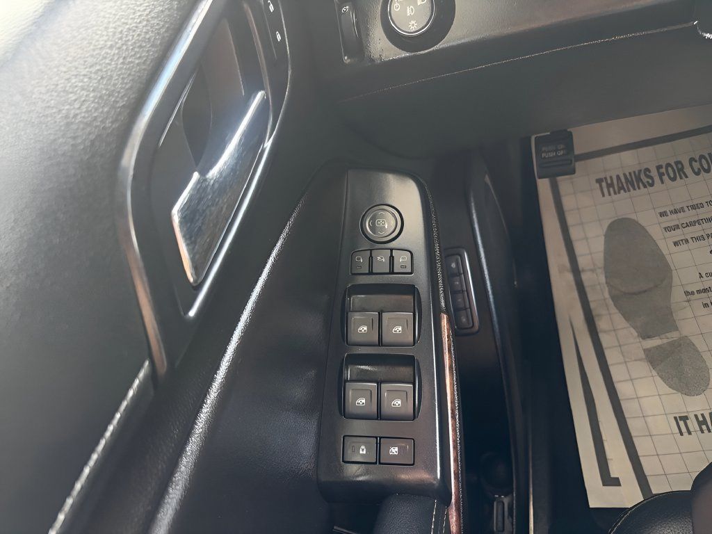 Used 2019 Chevrolet Tahoe Premier RWD image 29