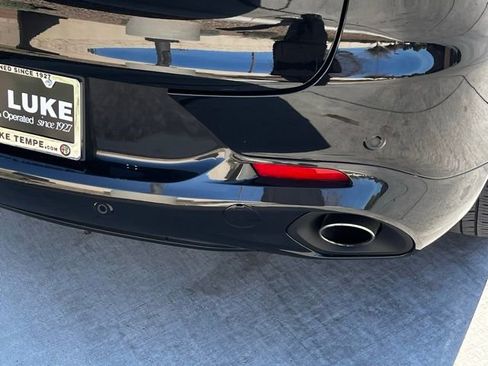 Used 2024 Alfa Romeo Tonale Veloce w/ Premium Interior Package image 7