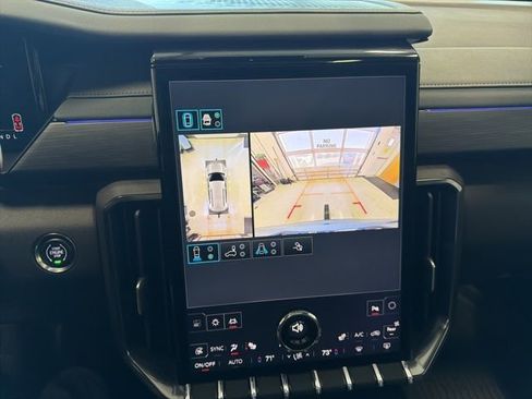 Used 2025 GMC Acadia AT4 w/ LPO, Floor Liner Package AWD/4WD image 4