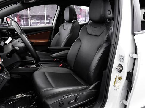 Used 2021 Volkswagen ID.4 Pro S w/ Gradient Package RWD image 34