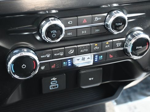 New 2026 Ford F350 Lariat AWD/4WD image 28