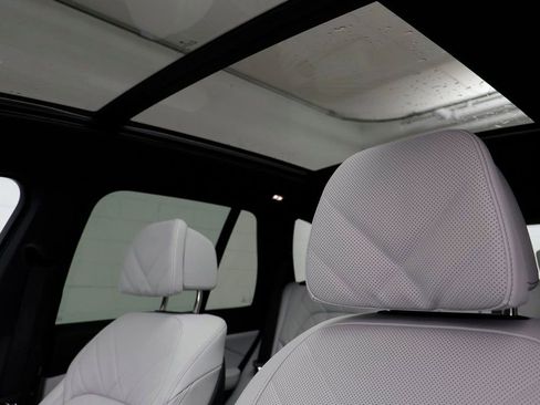 New 2026 BMW X5 xDrive40i AWD/4WD image 12
