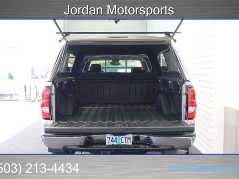 Used 2007 Chevrolet Silverado 3500 LT w/ Heavy-Duty Power Package image 15