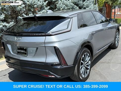Used 2024 Cadillac Lyriq Sport AWD/4WD image 7