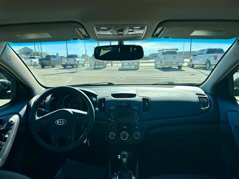 Used 2012 Kia Forte EX image 15