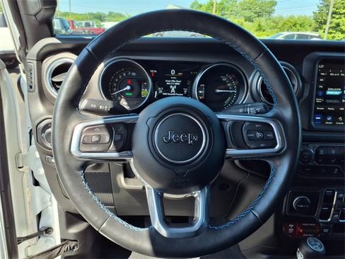 Certified 2022 Jeep Wrangler Unlimited Rubicon 4xe w/ Cold Weather Group image 21